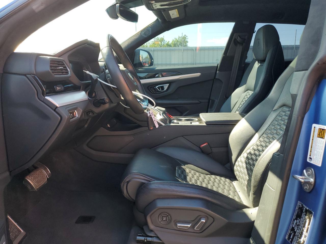 2020 Lamborghini Urus - Image 7