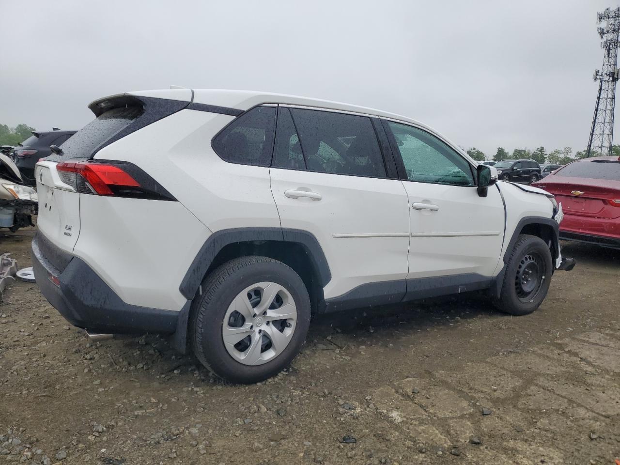 2024 Toyota Rav4 Le - Image 3