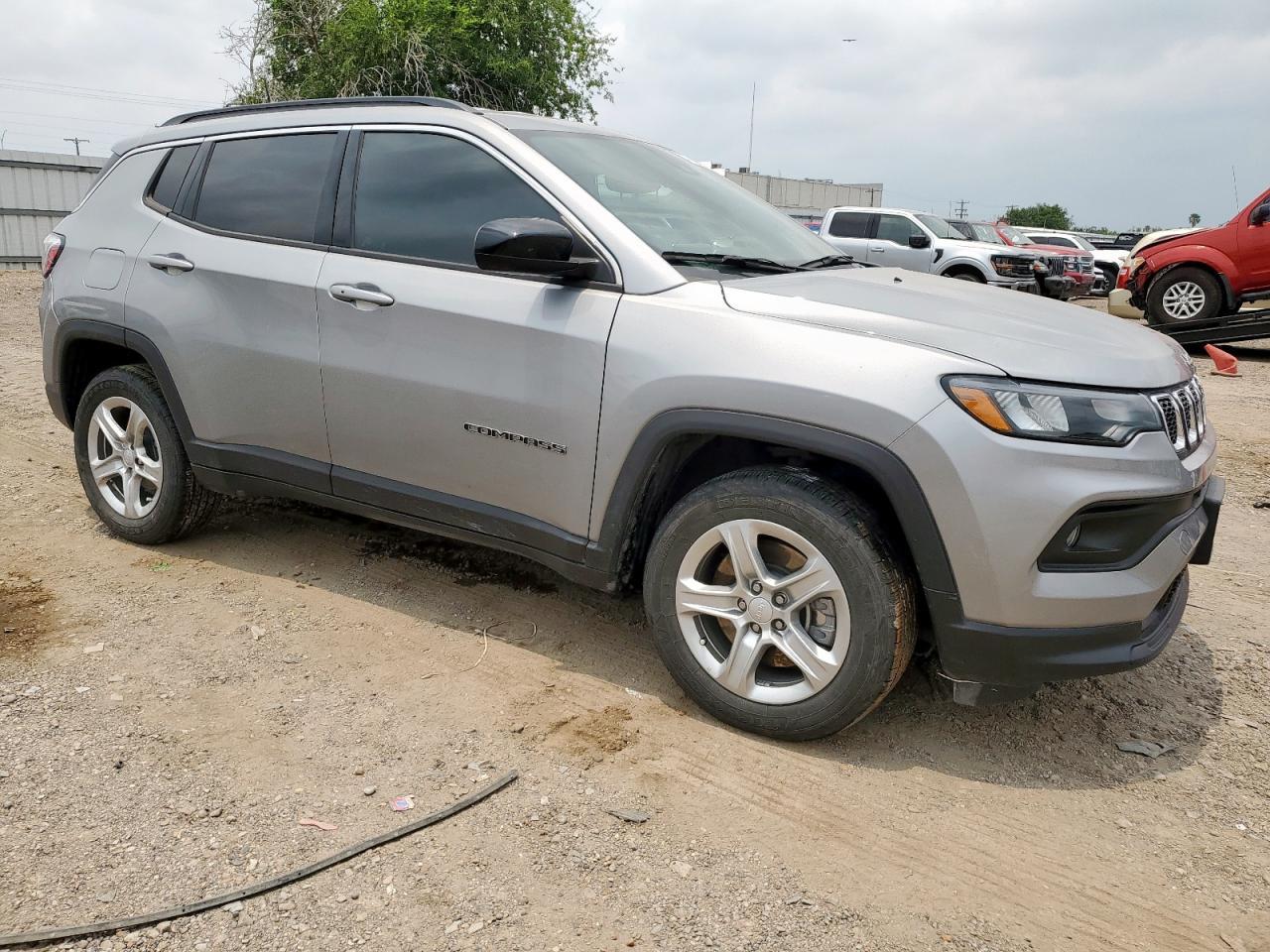 2024 Jeep Compass Latitude - Фото 4