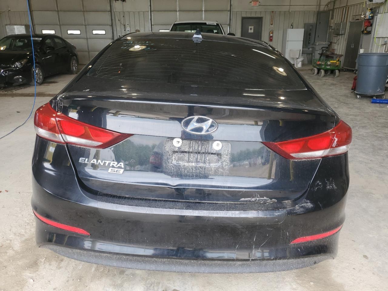 2017 Hyundai Elantra Se - Image 6