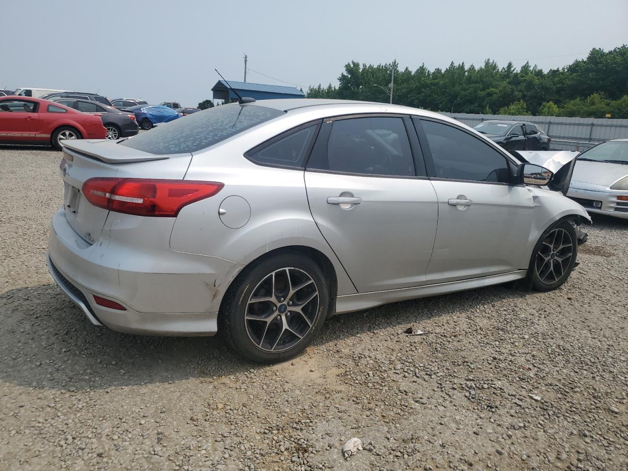 2015 Ford Focus Se - Фото 3