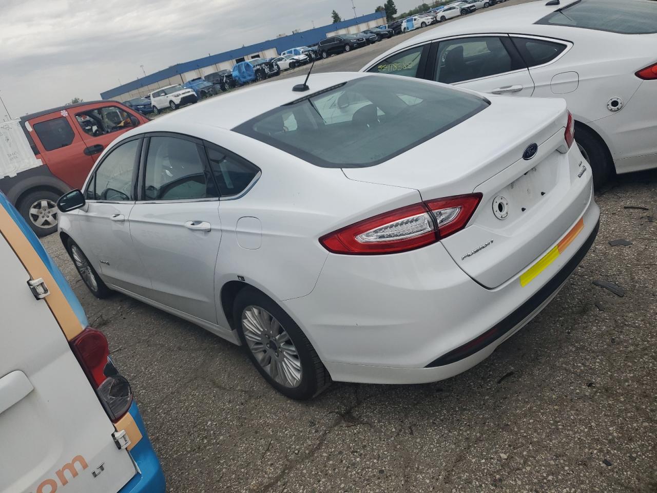 2015 Ford Fusion Se Hybrid - Фото 2