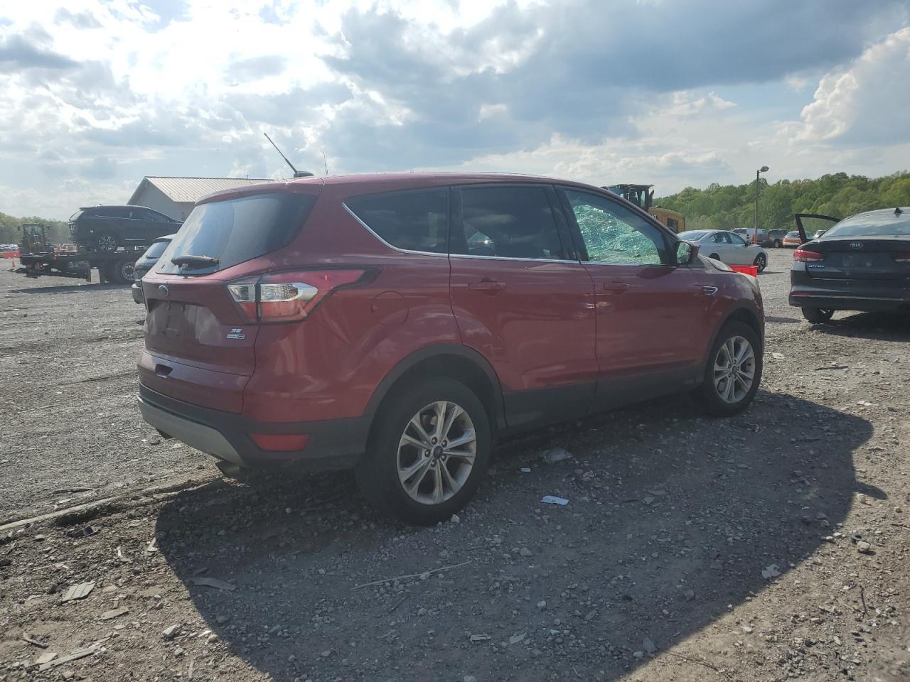 2017 Ford Escape Se - Фото 3