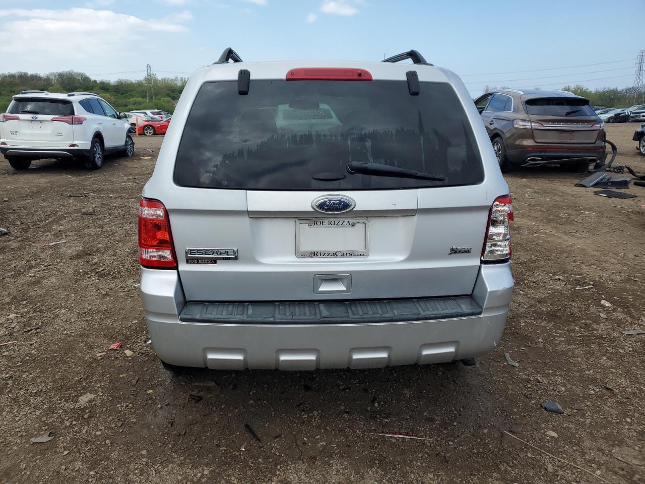 2011 Ford Escape Xlt - Image 6