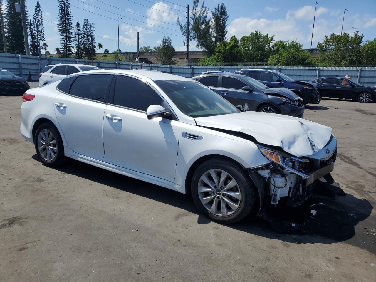 2018 Kia Optima Ex - Фото 4