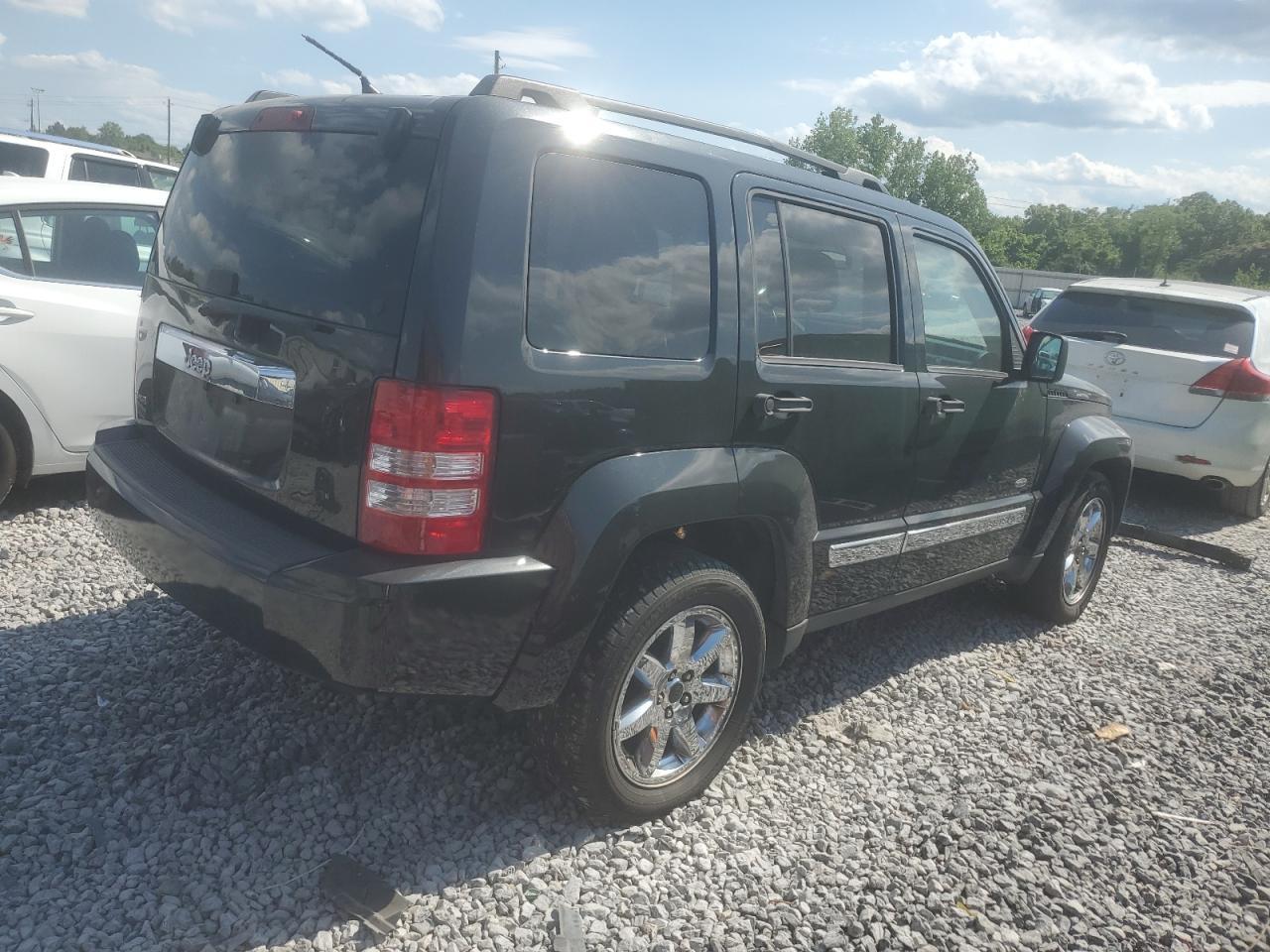 2012 Jeep Liberty Sport - Фото 3