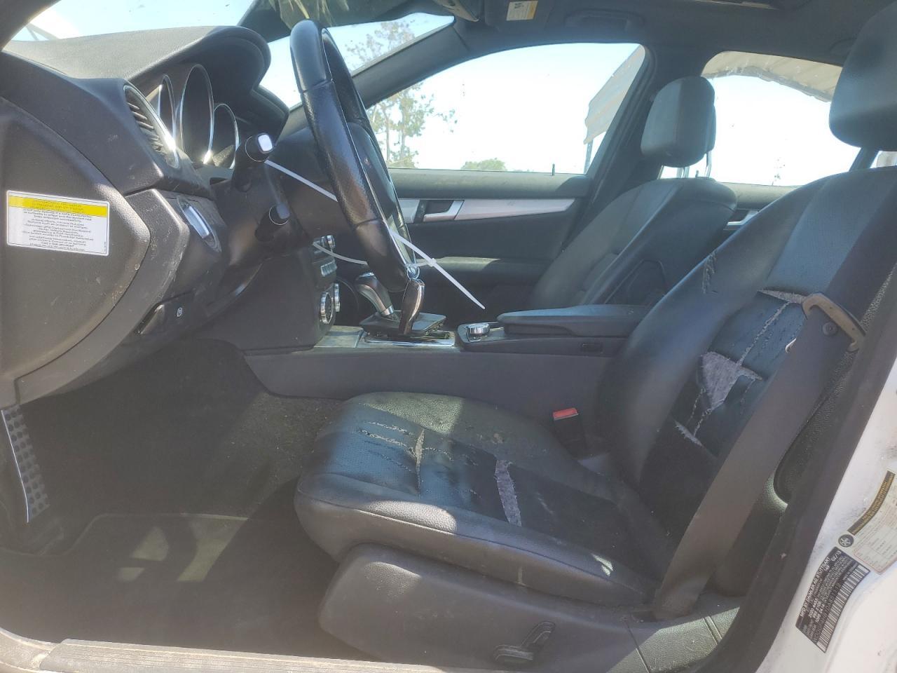 2013 Mercedes-Benz C 250 - Image 7
