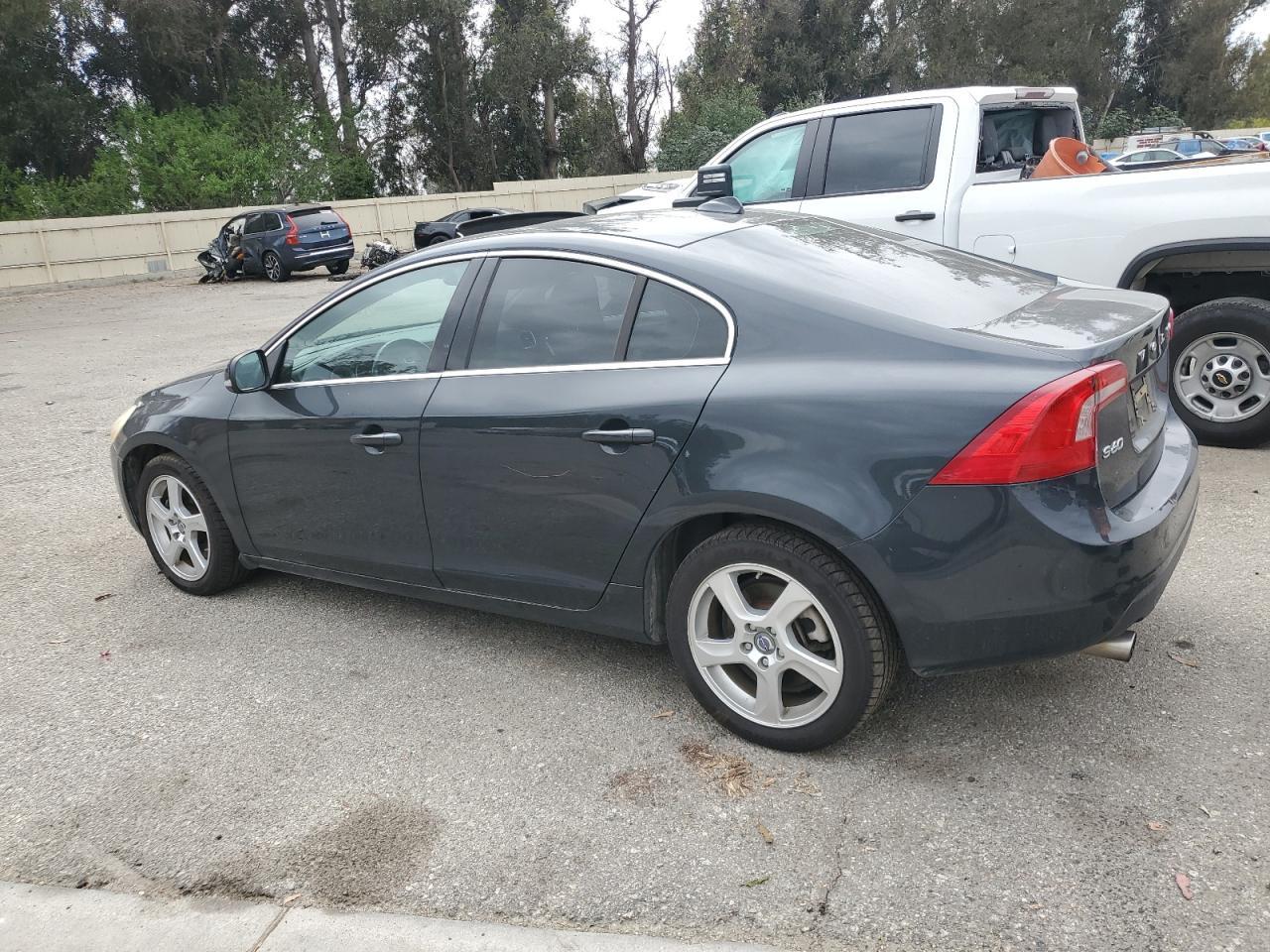 2013 Volv S60 T5 - Фото 2
