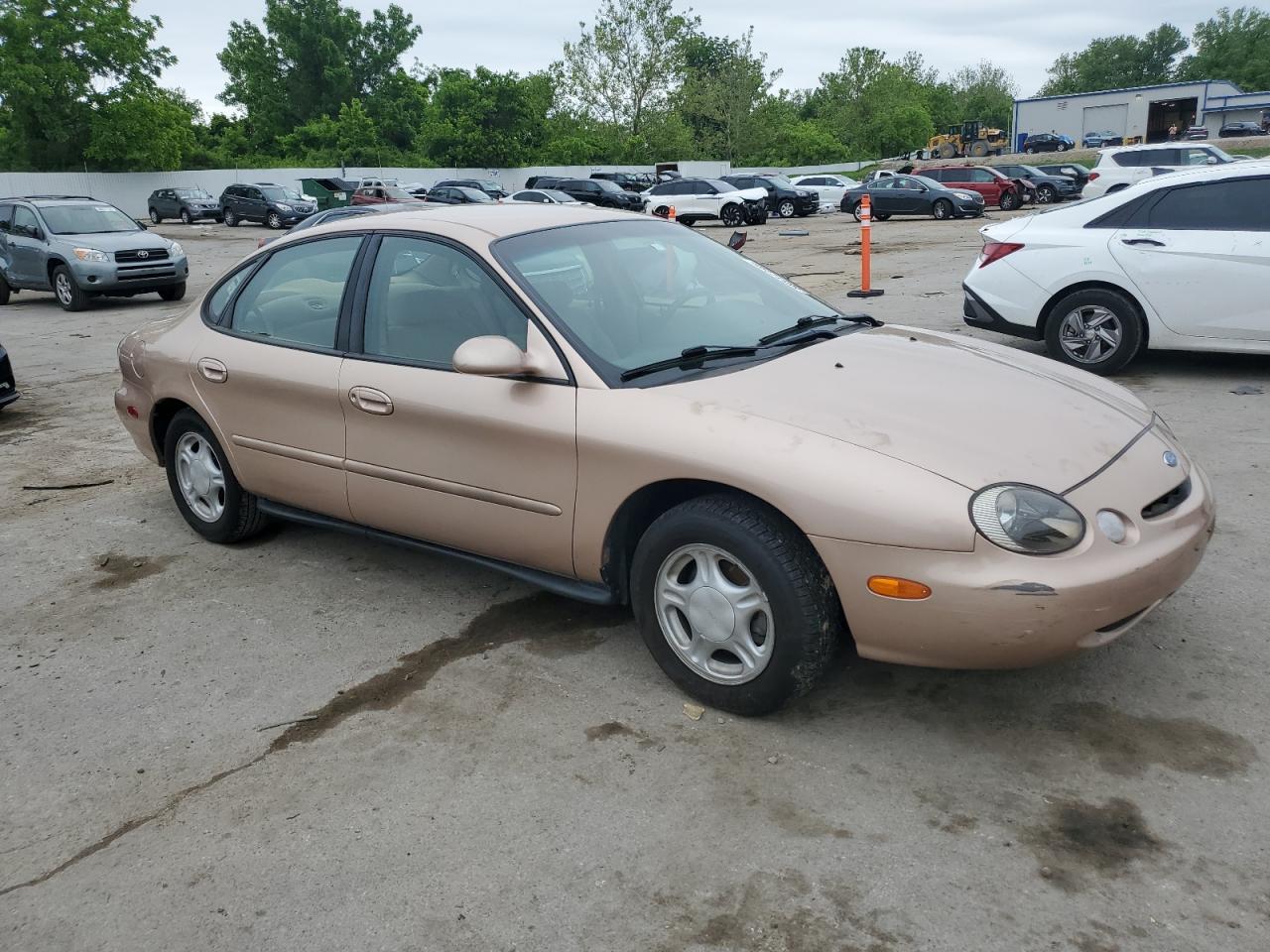 1997 Ford Taurus Gl - Image 4