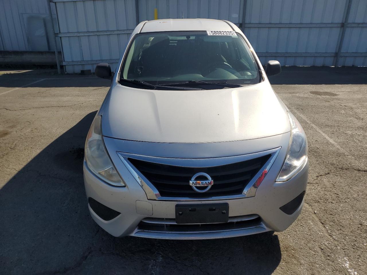 2015 Nissan Versa S - Фото 5
