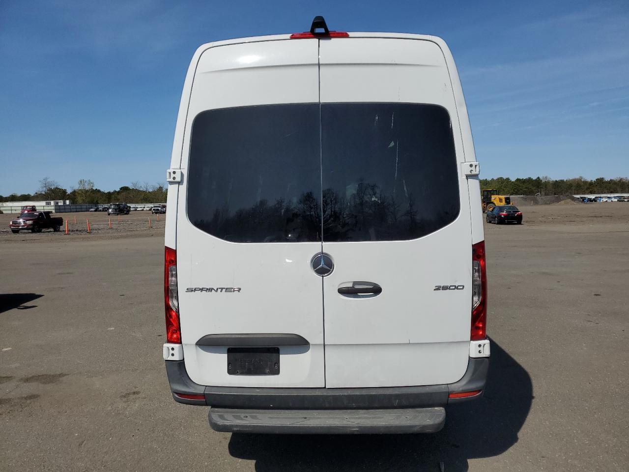 2021 Mercedes-Benz Sprinter 2500 - Image 6