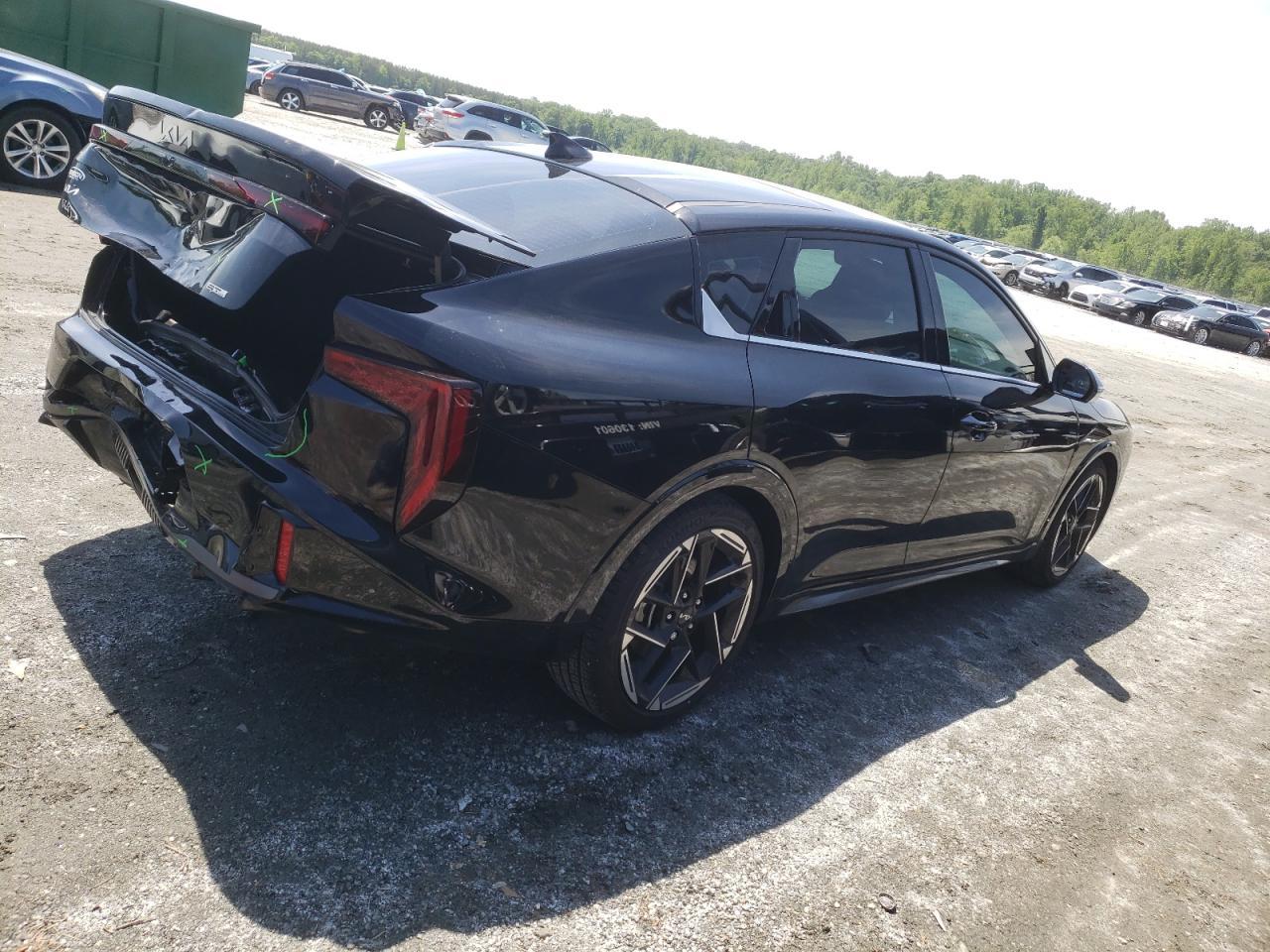 2025 Kia K4 Gt Line - Image 3