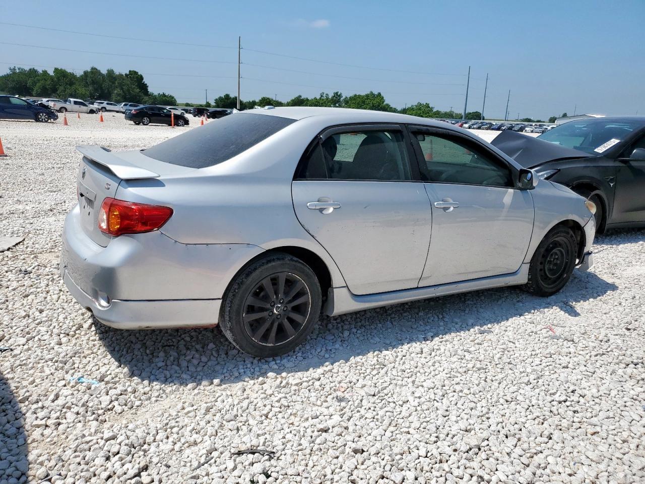 2010 Toyota Corolla - Image 3