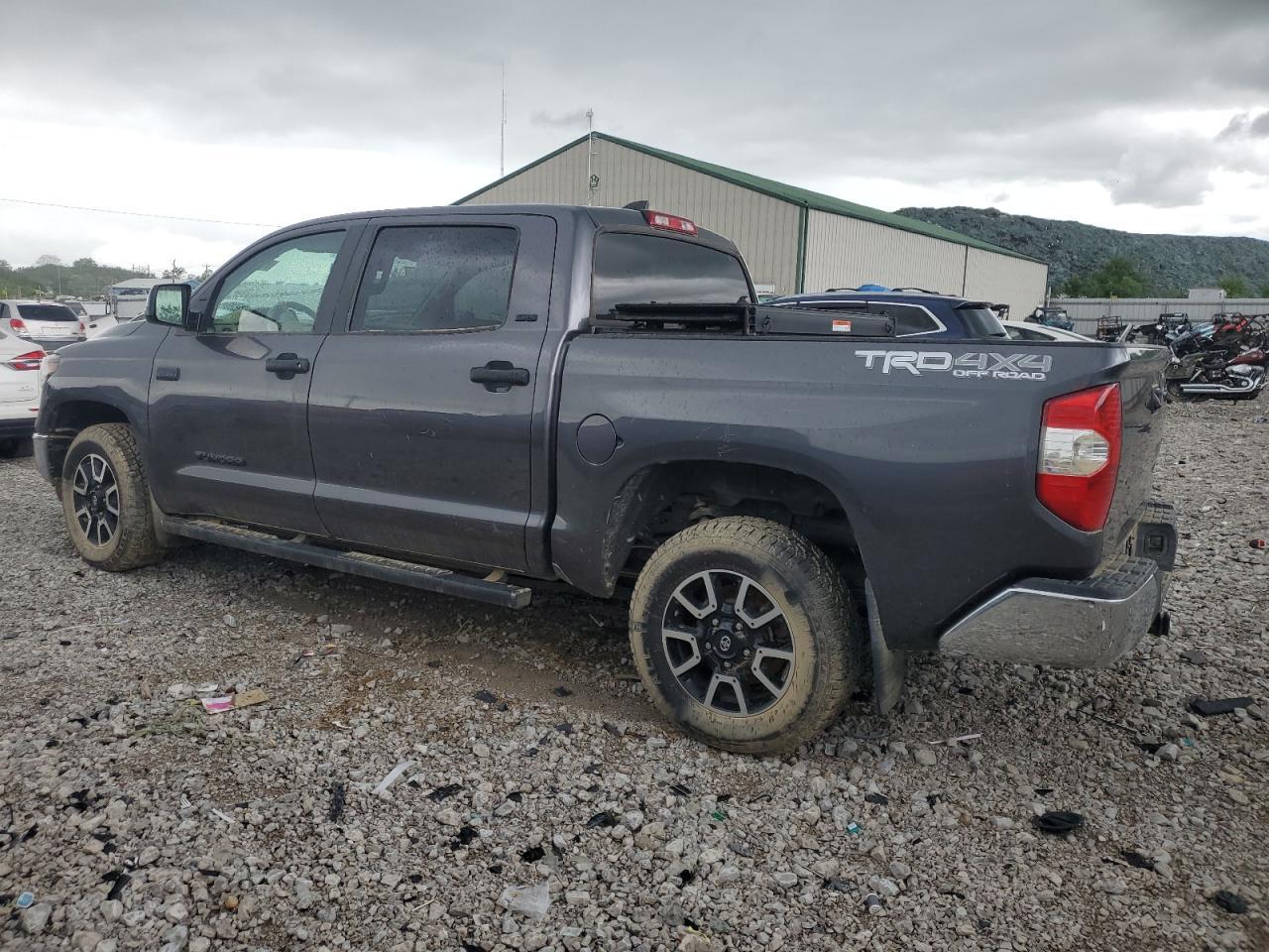 2020 Toyota Tundra Crewmax Sr5 - Фото 2