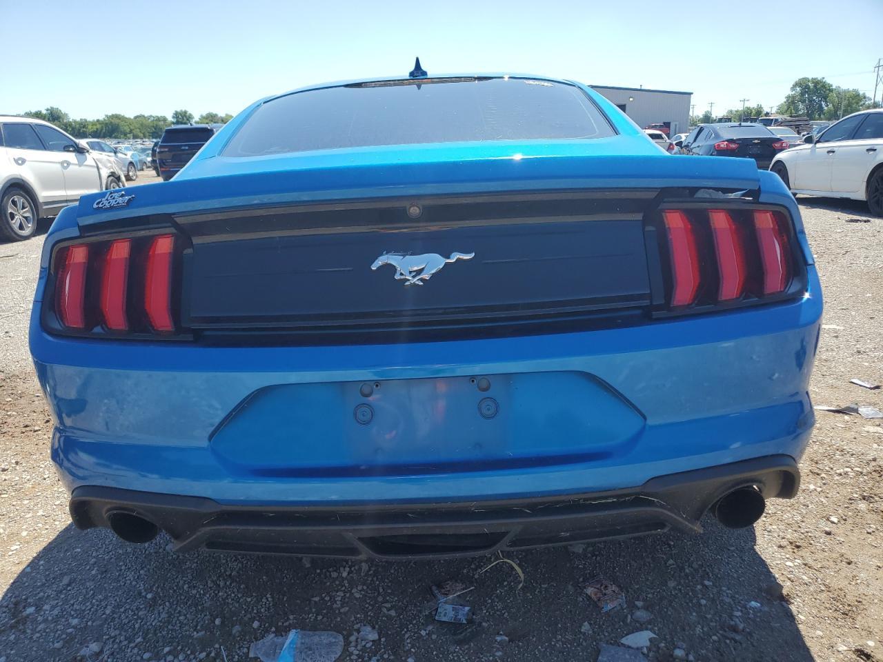 2020 Ford Mustang - Фото 6