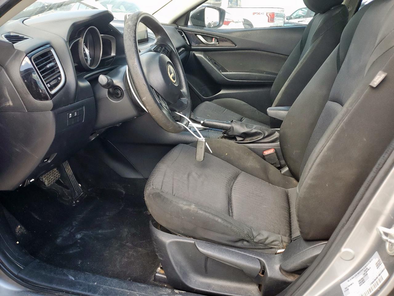 2015 Mazda 3 Sport - Image 7