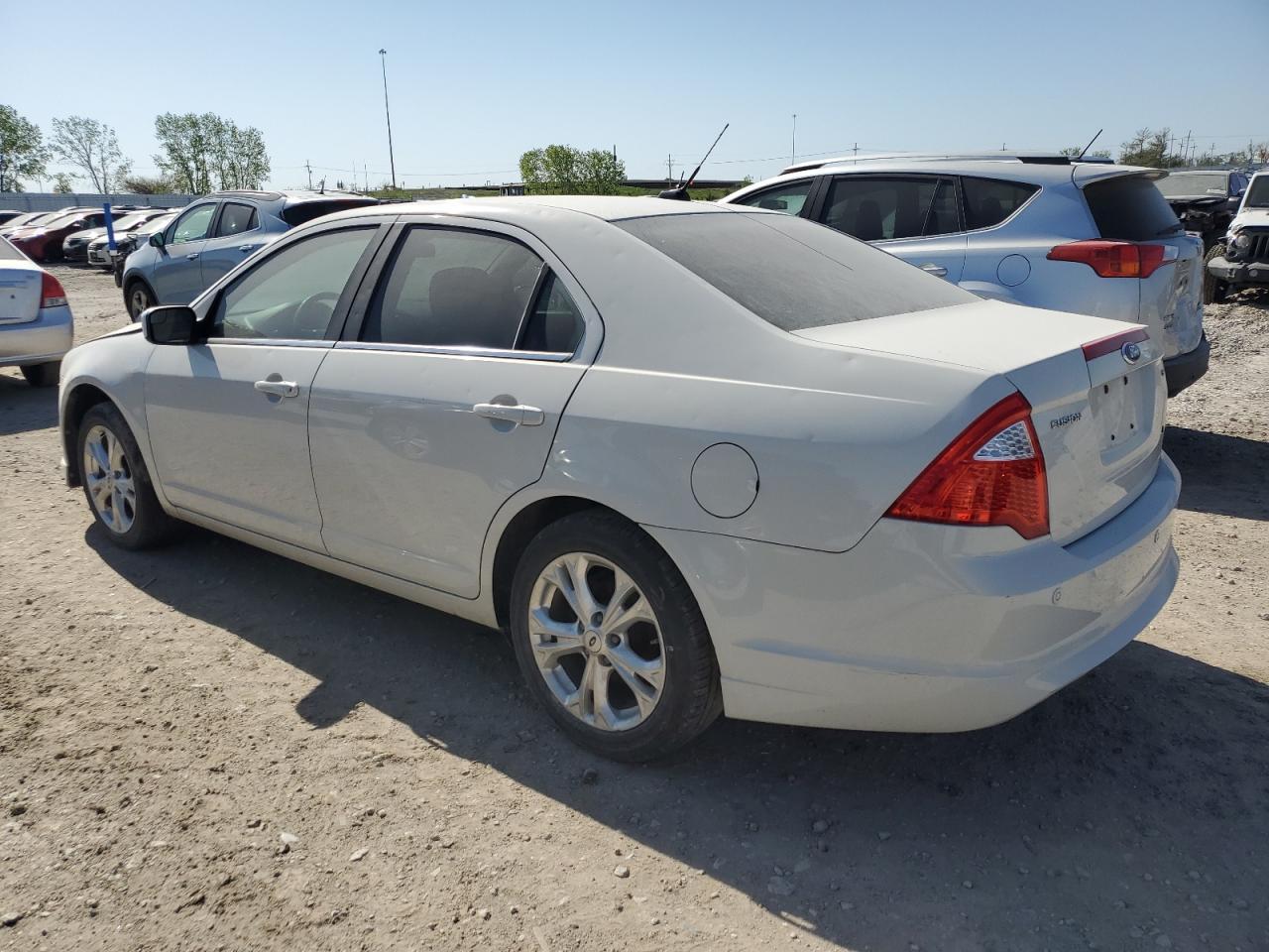 2012 Ford Fusion Se - Image 2