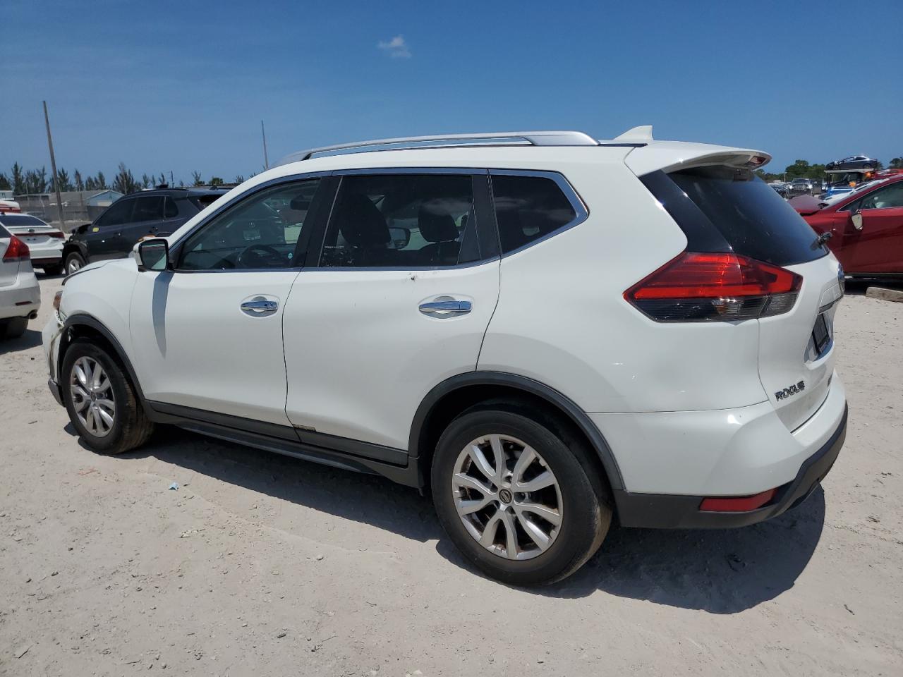 2017 Nissan Rogue S - Image 2