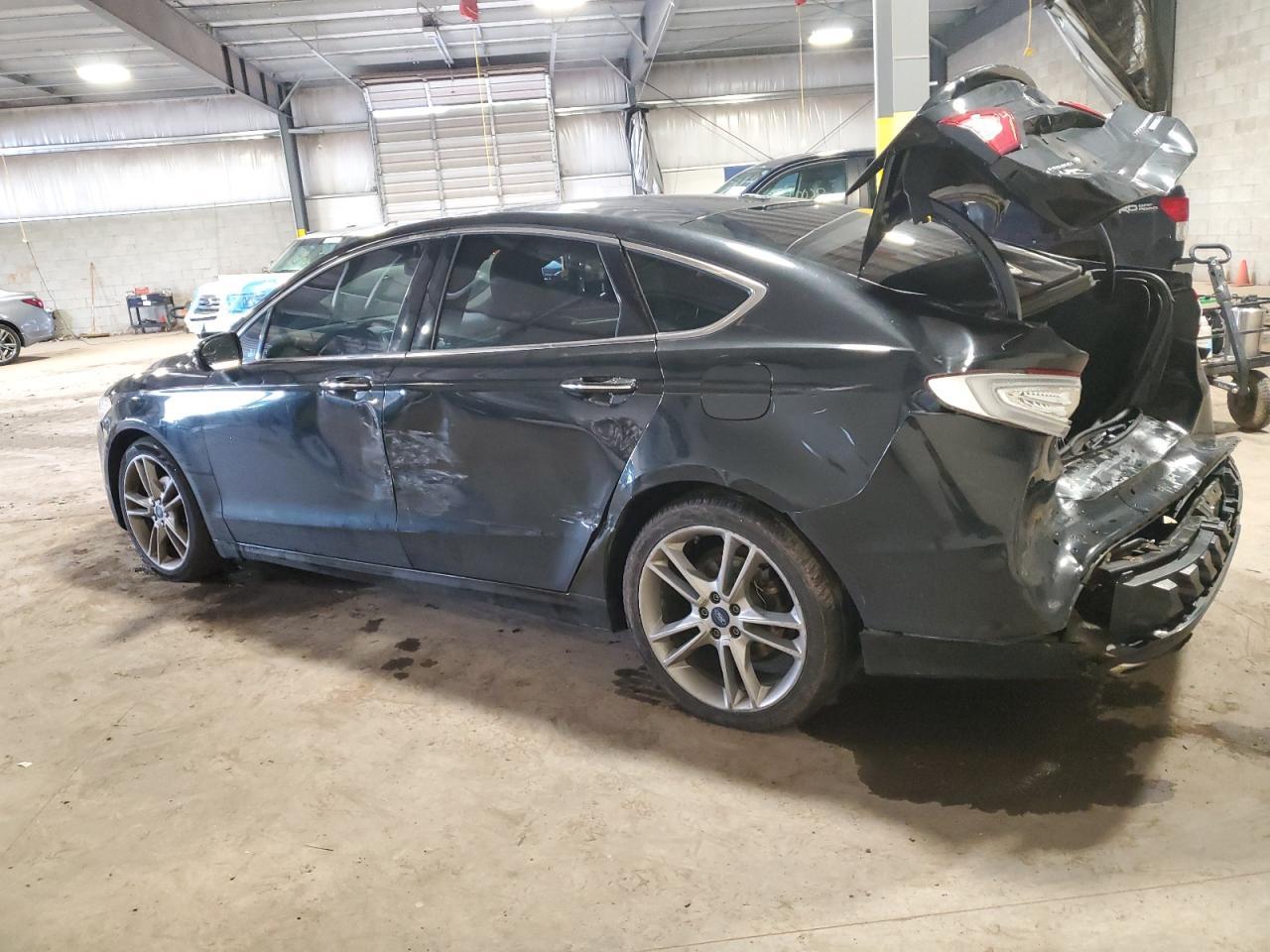 2014 Ford Fusion Titanium - Image 2