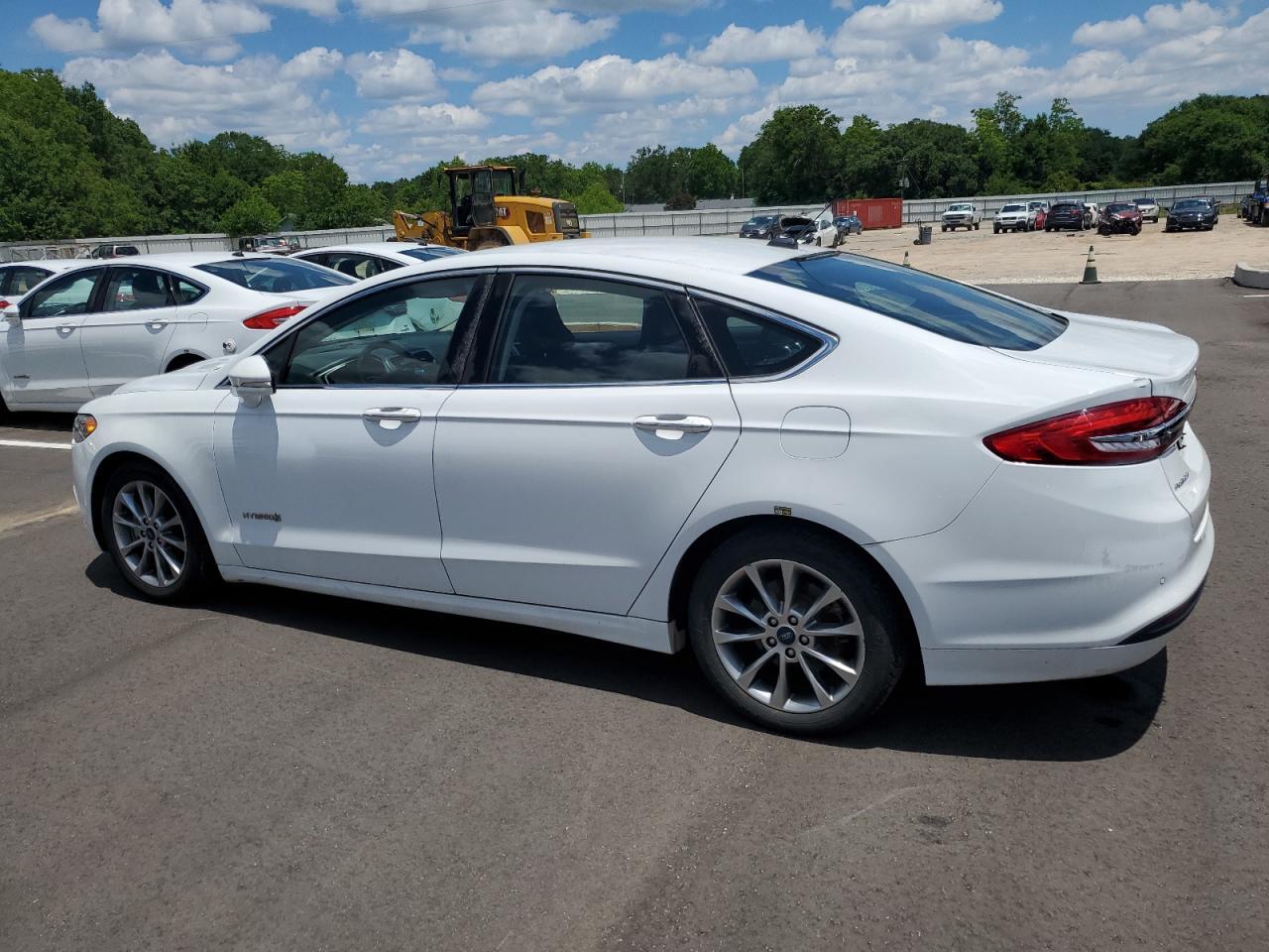 2017 Ford Fusion Se Hybrid - Image 2