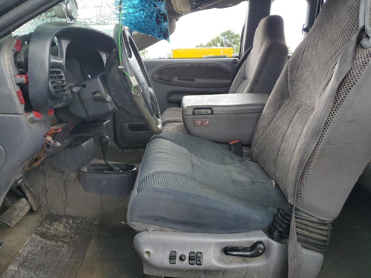 1998 Dodge Ram 2500 - Image 7