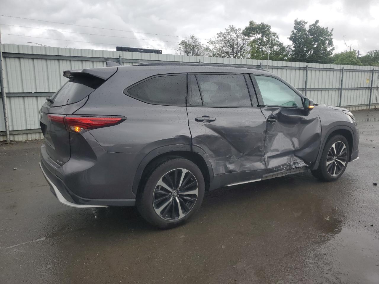 2021 Toyota Highlander Xse - Фото 3