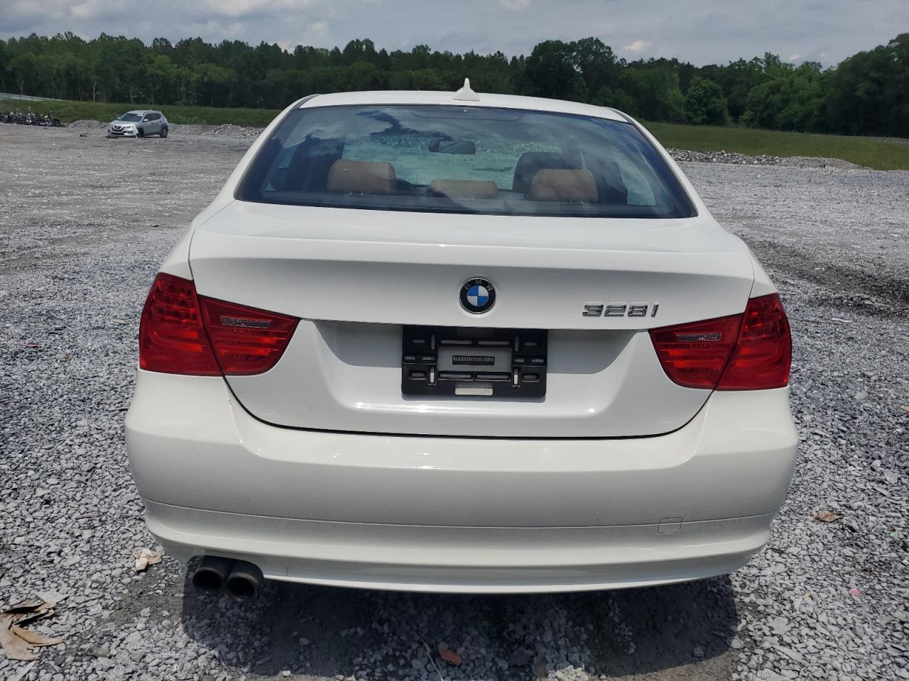 2009 BMW 328 I - Image 6