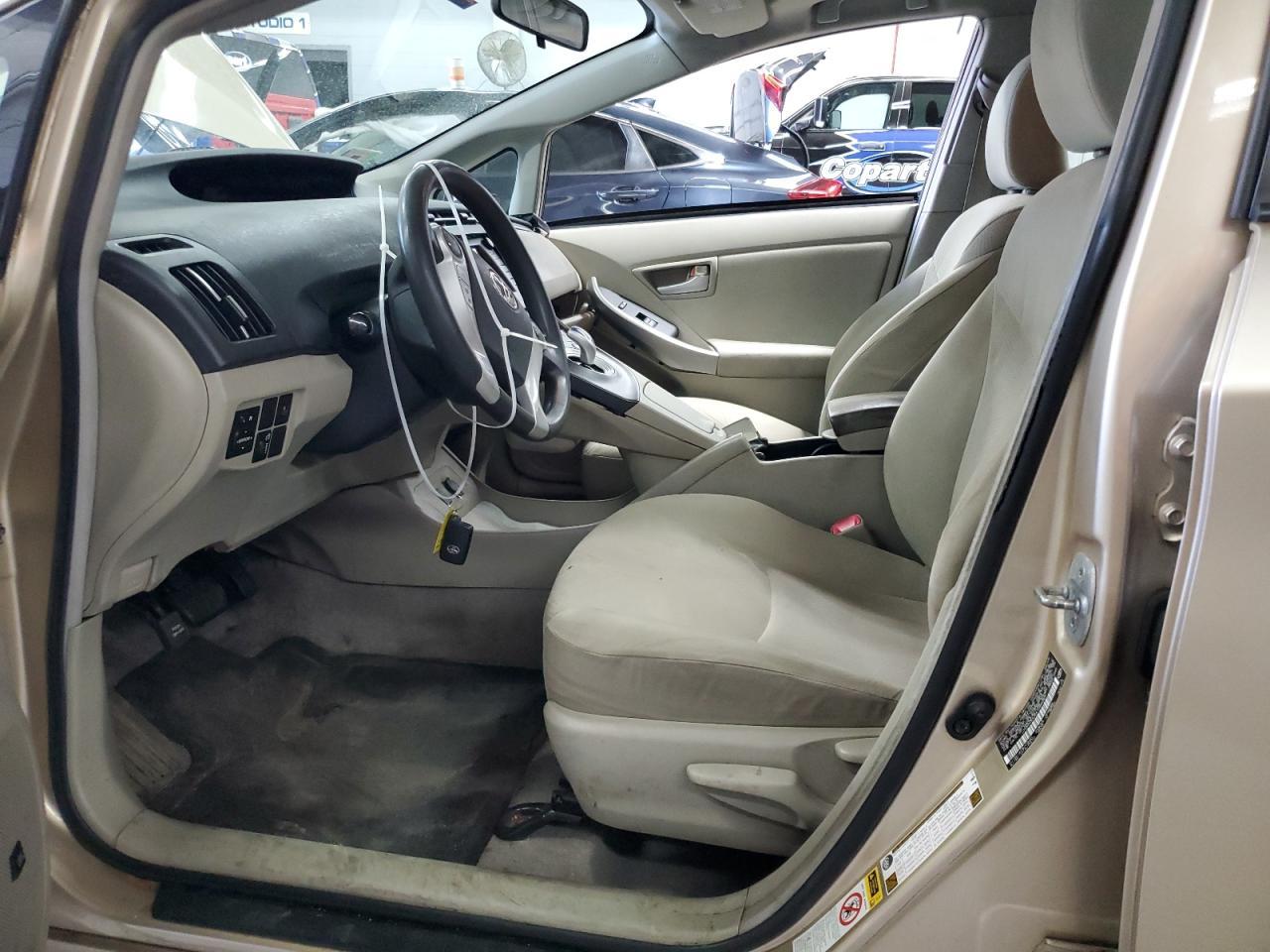 2010 Toyota Prius - Image 7