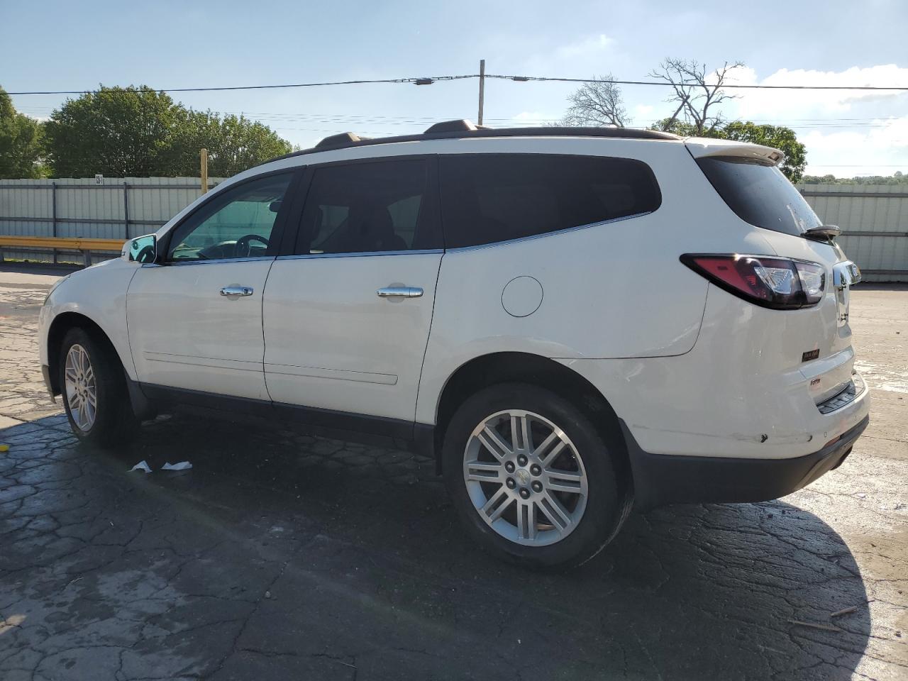 2013 Chevrolet Traverse Lt - Image 2