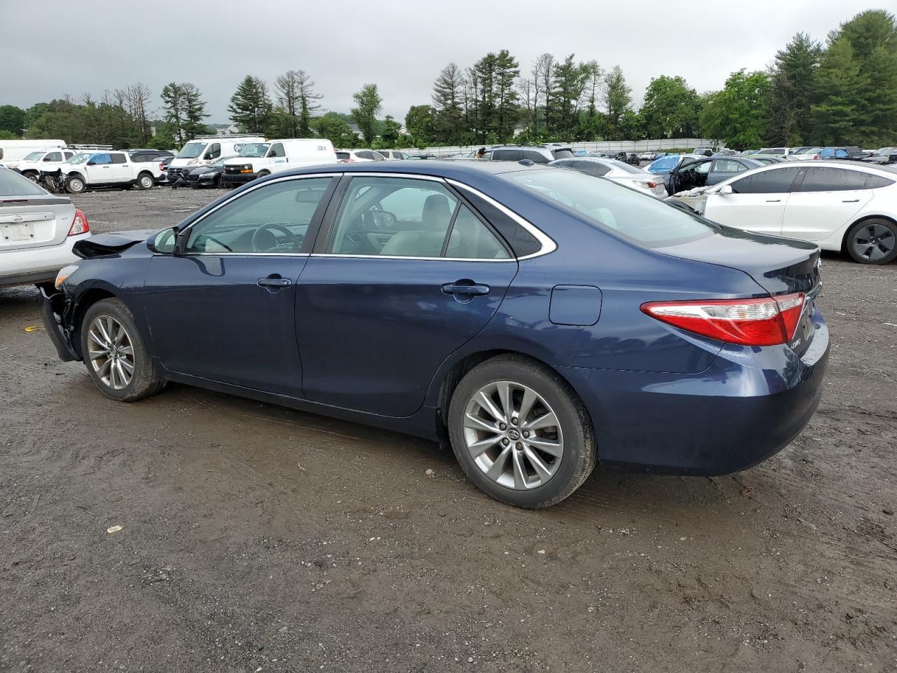 2016 Toyota Camry Le - Image 2