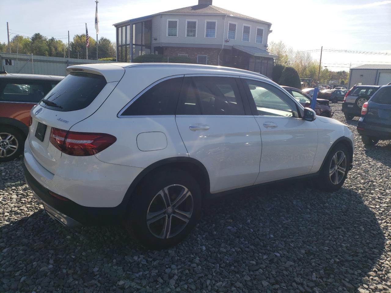 2016 Mercedes-Benz Glc 300 4Matic - Фото 3