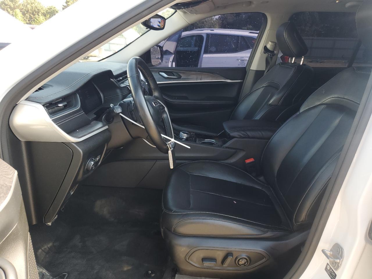 2022 Jeep Grand Cherokee Limited - Image 7