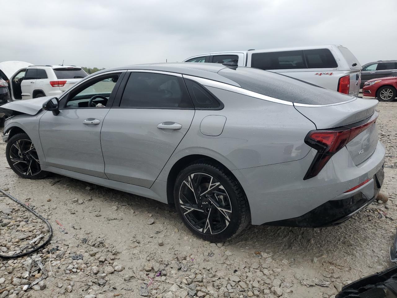 2025 Kia K5 Gt Line - Image 2