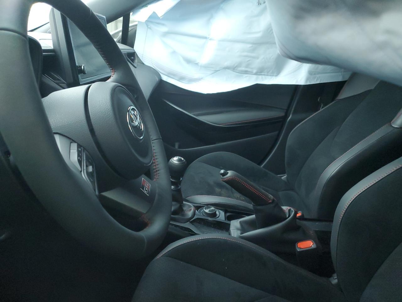 2025 Toyota Gr Corolla Core - Фото 7