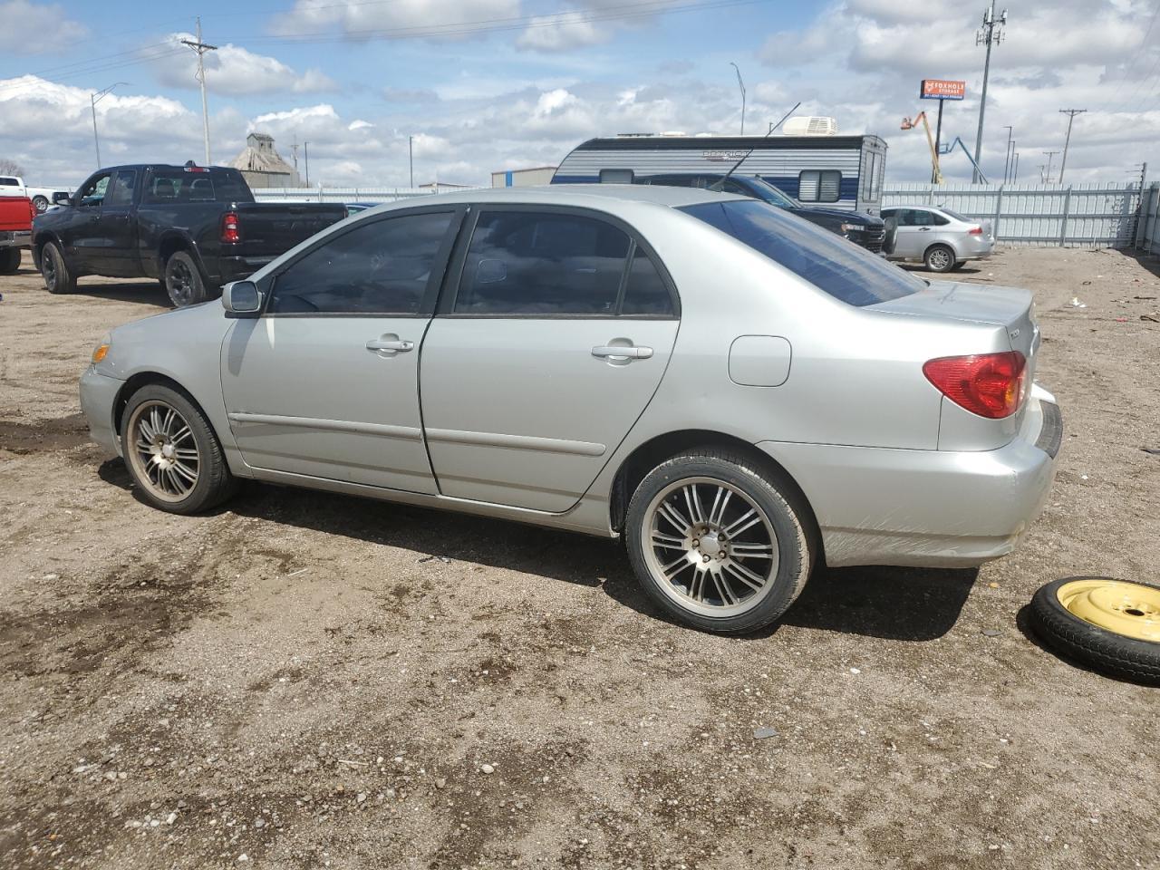 2003 Toyota Corolla Ce - Фото 2