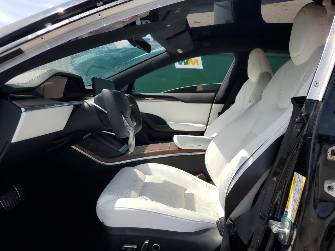 2022 Tesla Model S - Фото 7