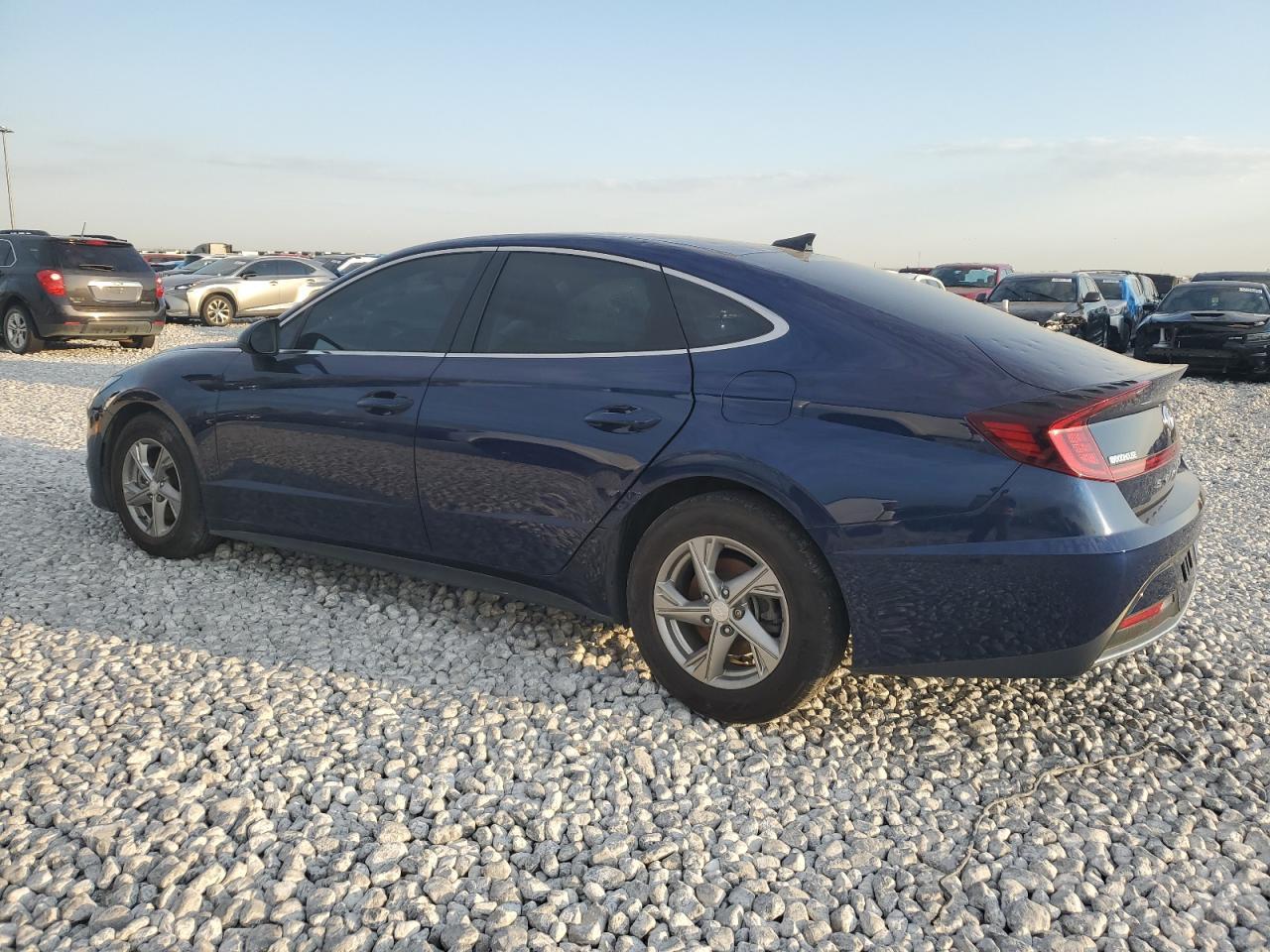2021 Hyundai Sonata Se - Фото 2