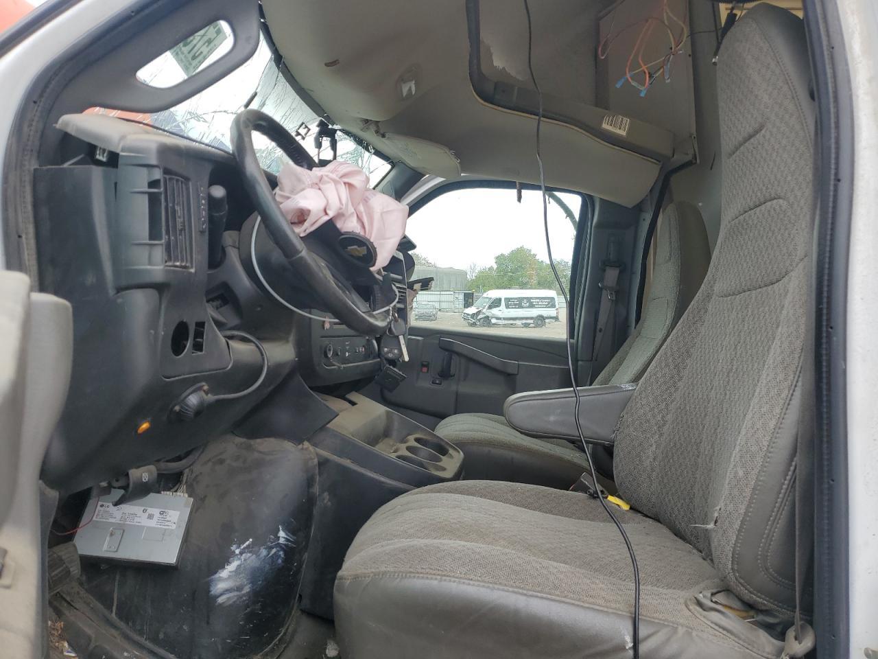 2021 Chevrolet Express G3500 - Фото 7