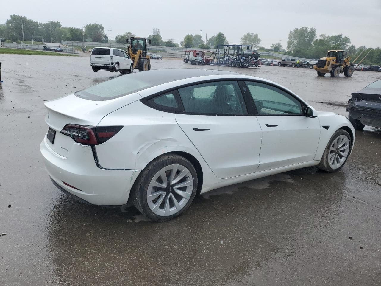 2023 Tesla Model 3 - Image 3