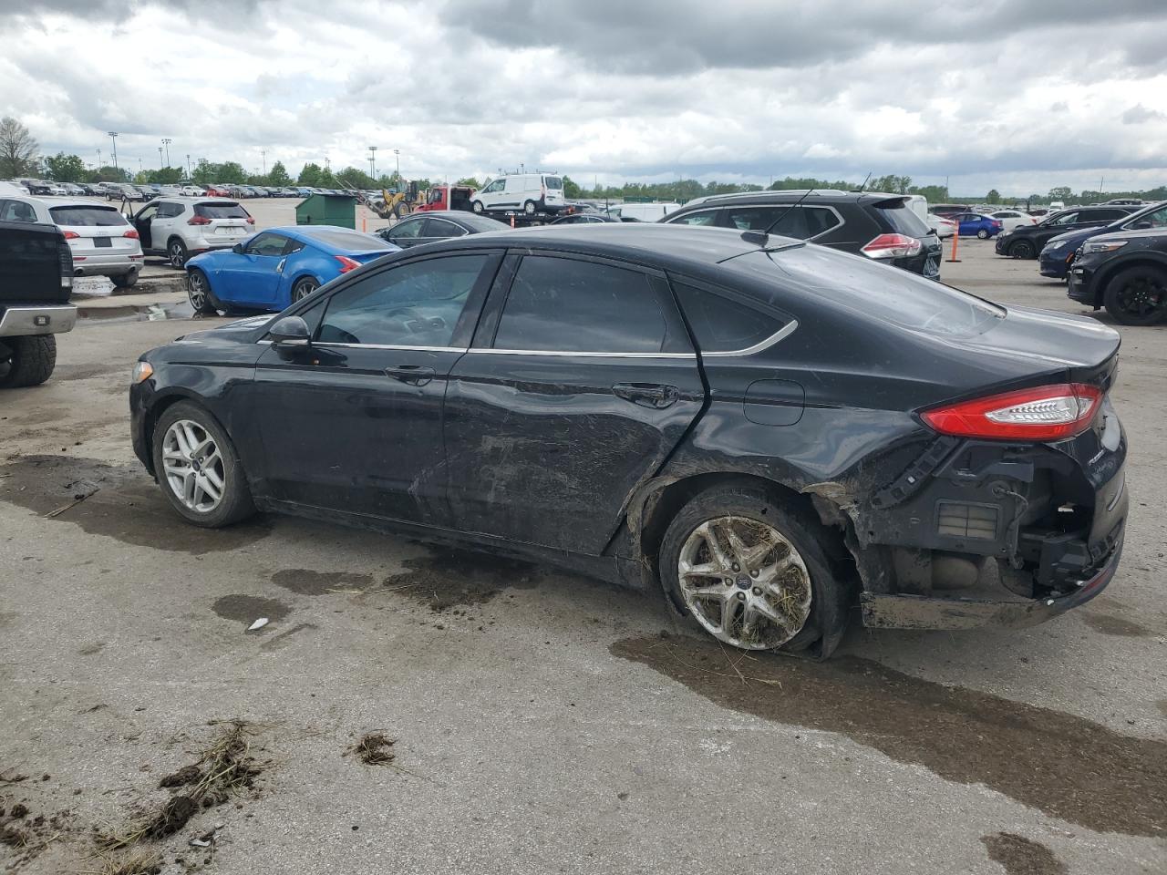 2014 Ford Fusion Se - Фото 2