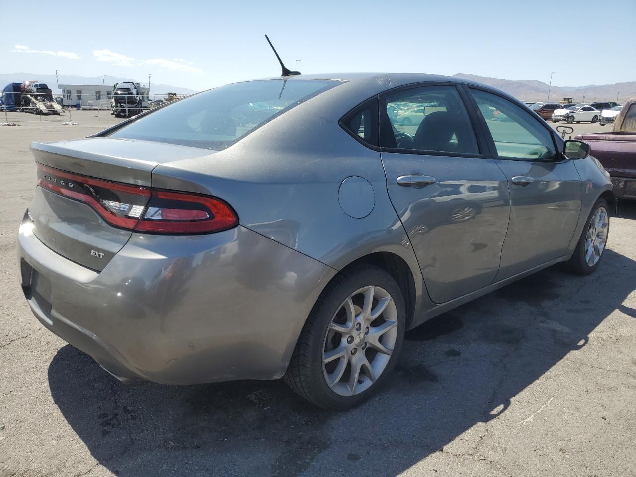 2013 Dodge Dart Sxt - Image 3