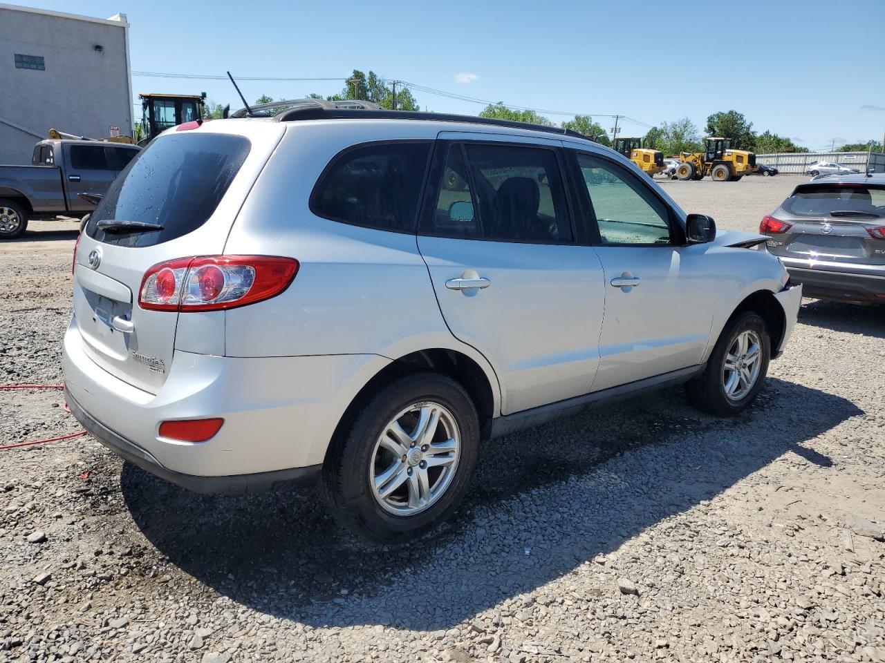 2011 Hyundai Santa Fe Gls - Image 3