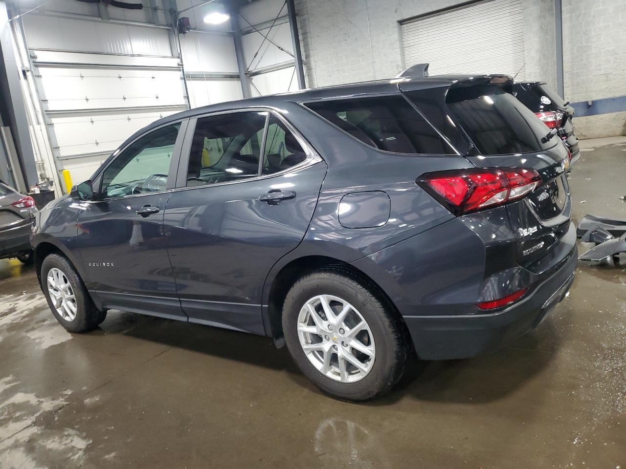 2022 Chevrolet Equinox Lt - Фото 2