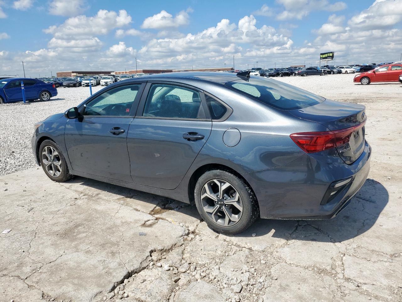 2020 Kia Forte Fe - Фото 2