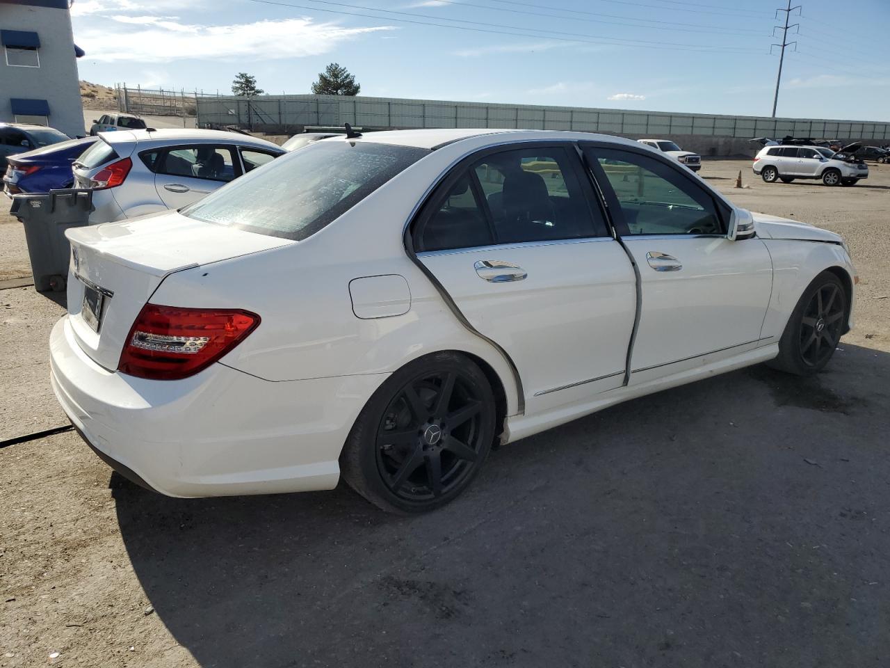 2014 Mercedes-Benz C 250 - Фото 3