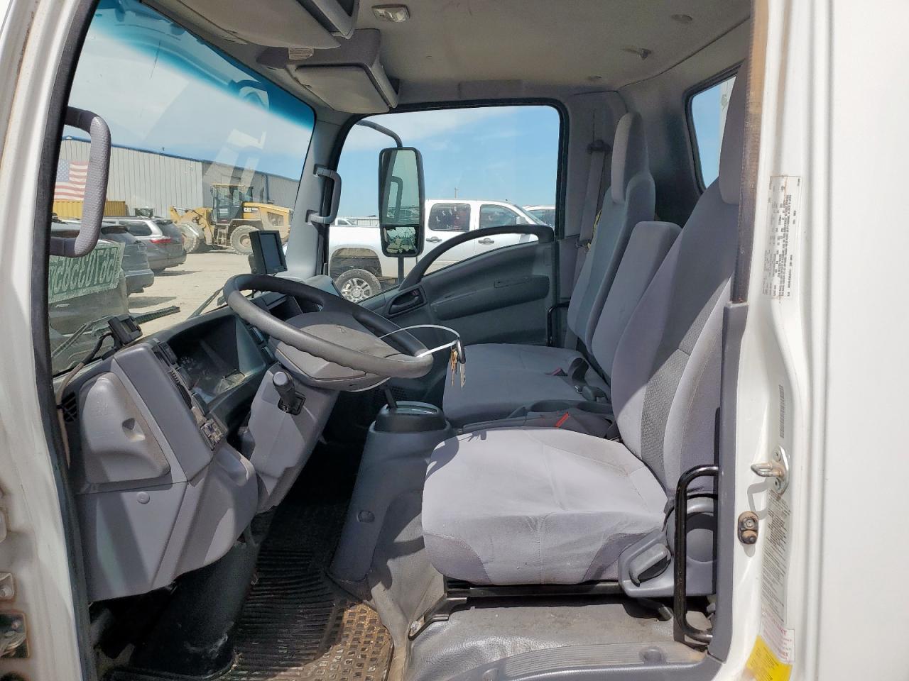 2016 Isuzu Npr - Trucks Refrigerated Box Truck - Фото 7