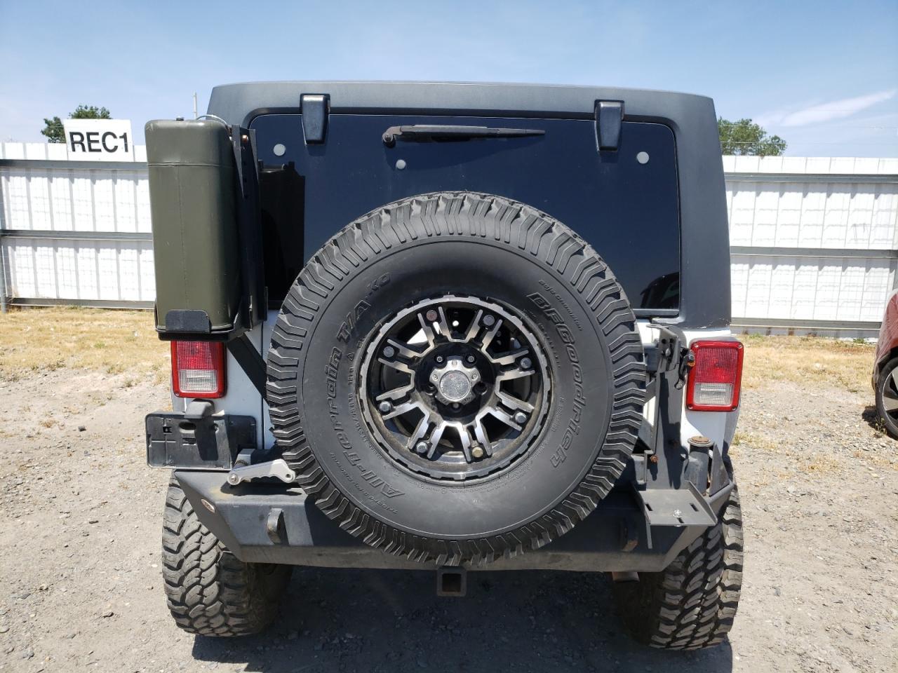 2013 Jeep Wrangler Unlimited Sport - Фото 6
