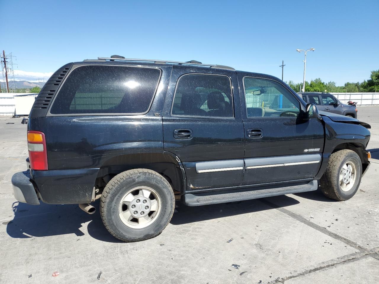 2002 Chevrolet Tahoe K1500 - Image 3