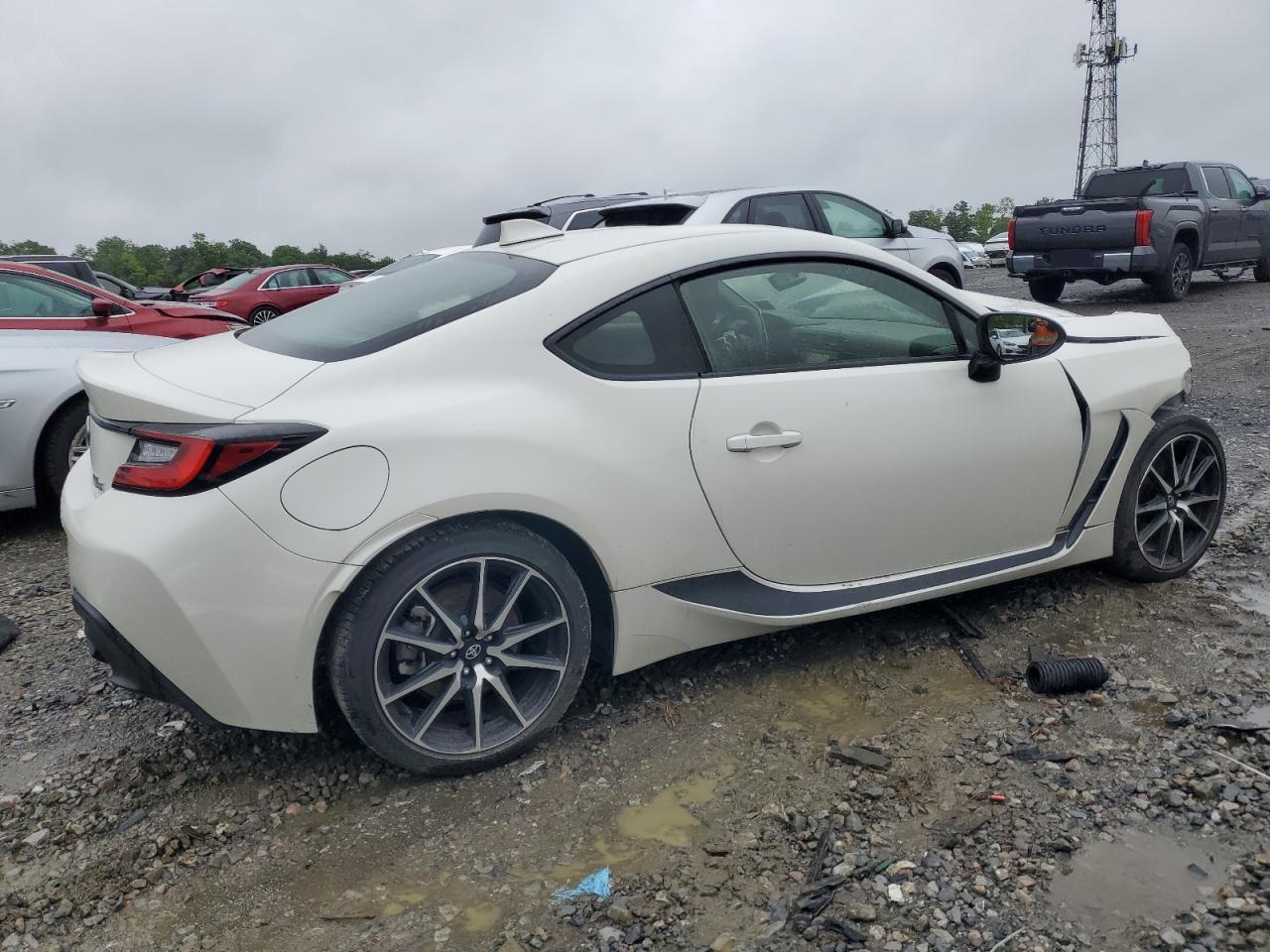 2023 Toyota Gr 86 - Image 3