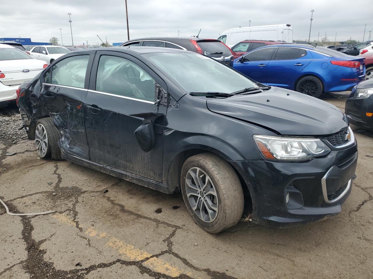 2020 Chevrolet Sonic Lt - Фото 4